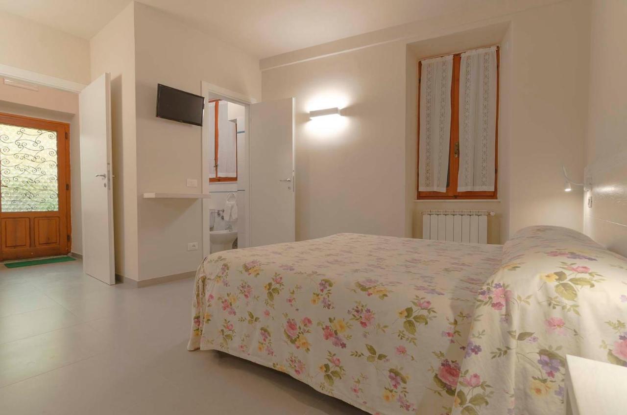 Appartamento Carruggio Riomaggiore Esterno foto